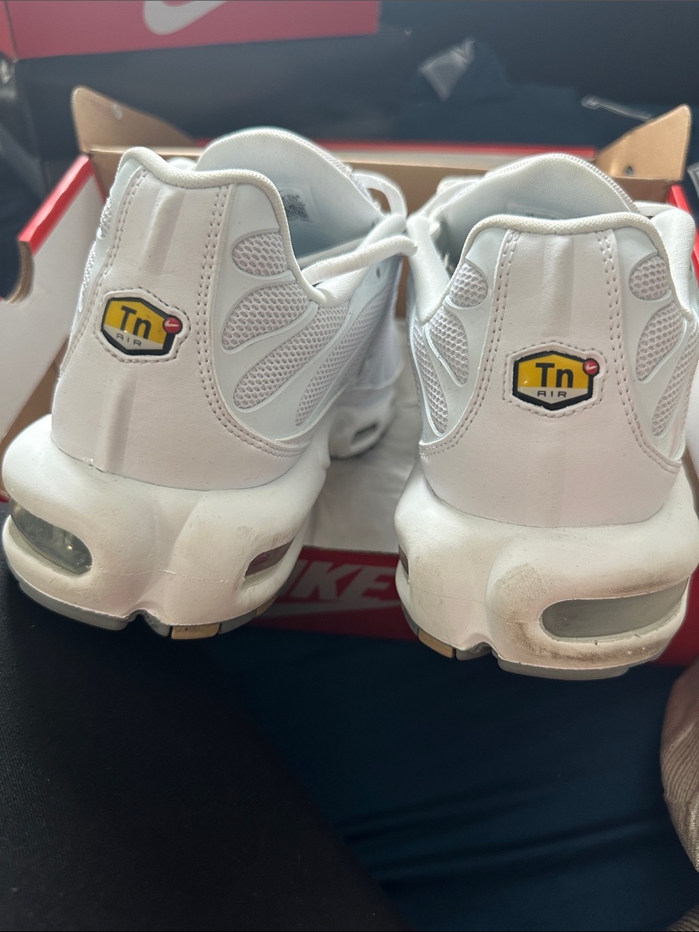 11.5 Men’s all white Air Max - Picture 4 of 6